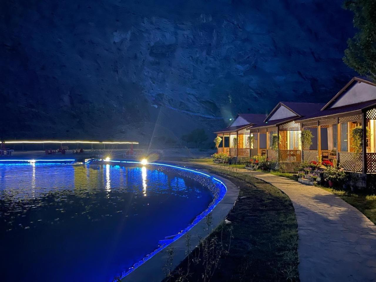 Dream Nest Resorts Skardu Exteriör bild