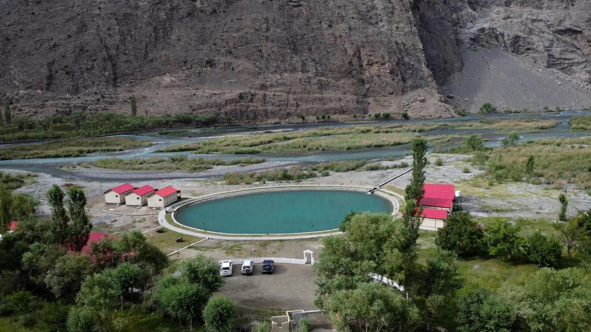Dream Nest Resorts Skardu Exteriör bild